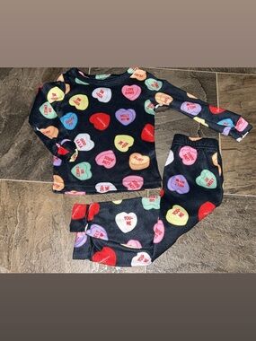 Kids Heart Conversation Pajama Set - Black